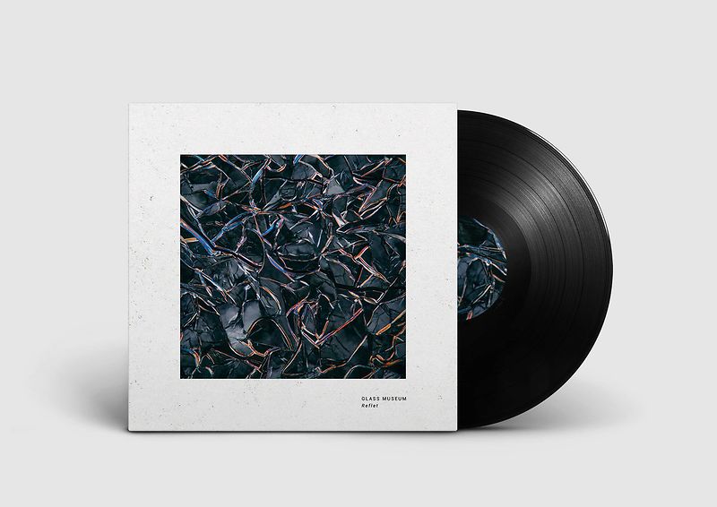 Reflet - Regular Black vinyl