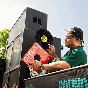 Greensleeves Presents... Iration Steppas - Dubs From the Foundation by Various Greensleeves Presents... Iration Steppas - Dubs From the Foundation by Various