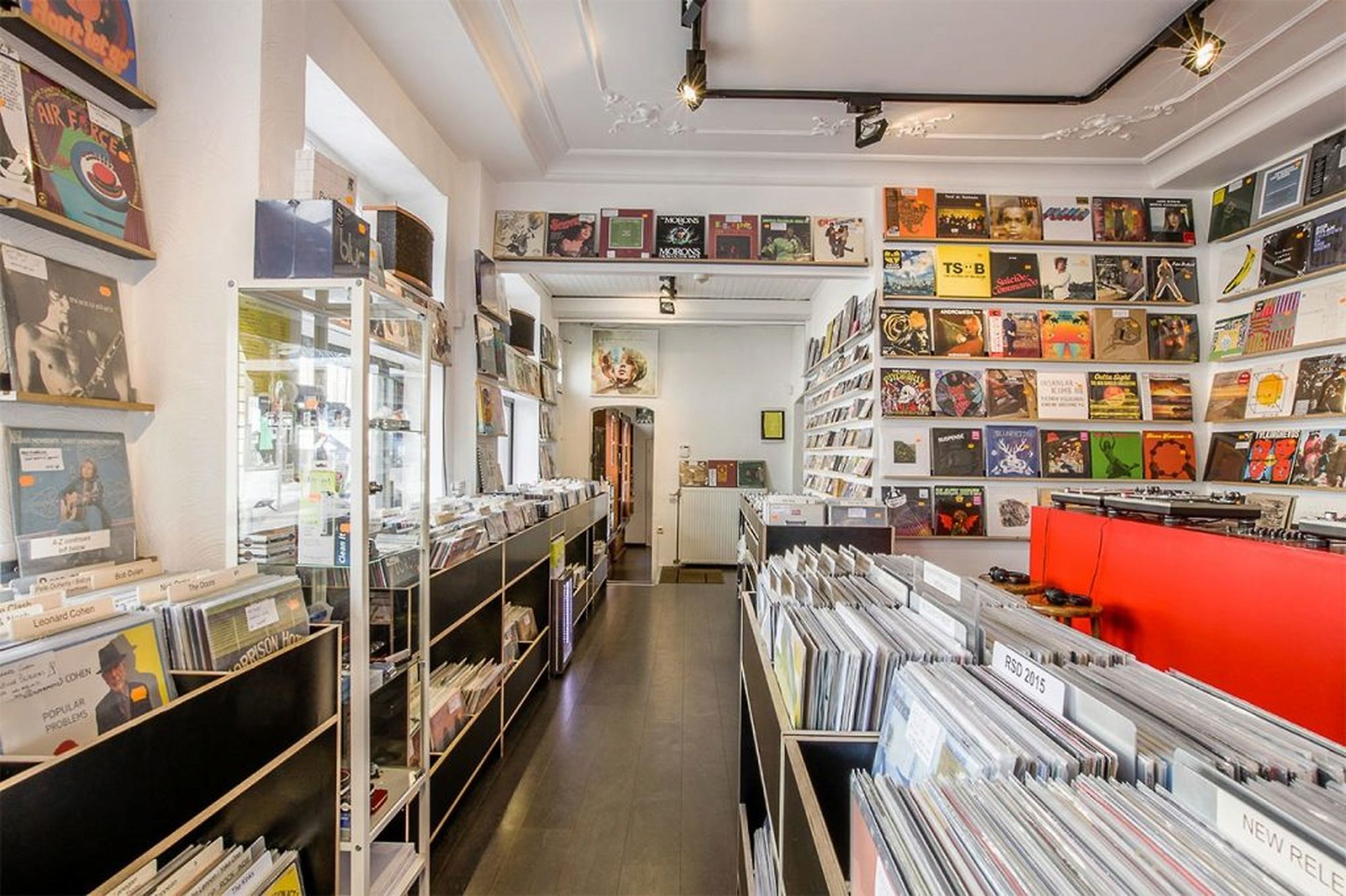 About Music Mania Records Ghent
