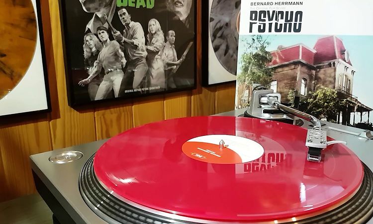 Psycho (1960) Soundtrack - Bernard Herrmann (Full Vinyl Rip)