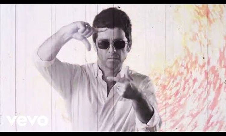 Noel Gallagher's High Flying Birds - AKA... What A Life!