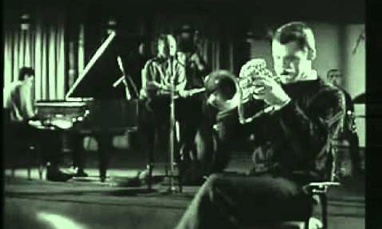 Chet Baker - Time After Time