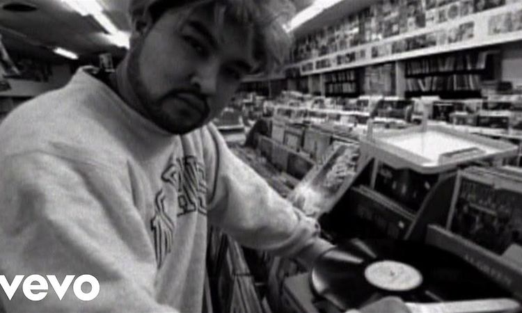 DJ Shadow - Midnight In A Perfect World