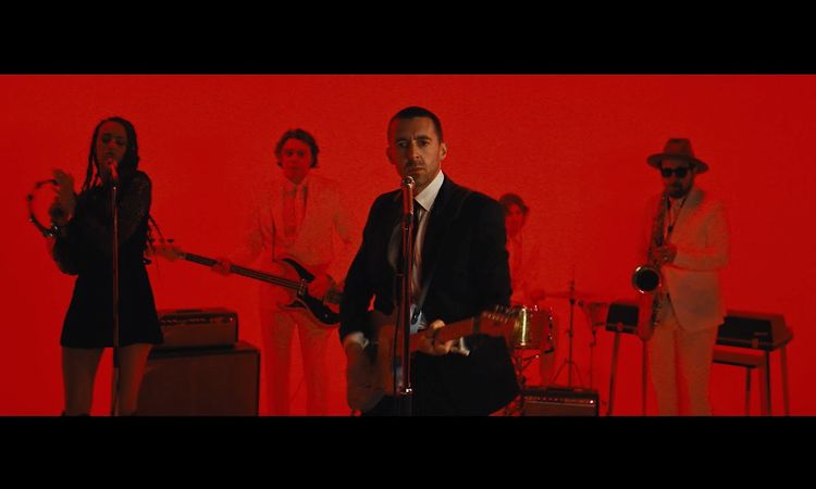 Miles Kane – Don’t Let It Get You Down (Official Video)