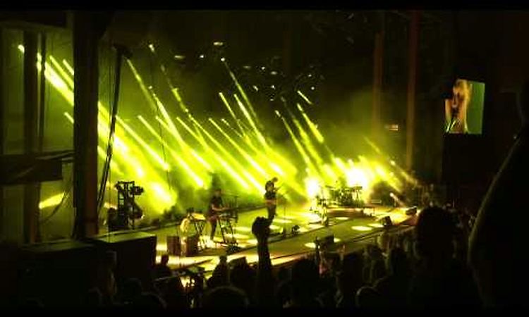 Alt-J - Breezeblocks - Red Rocks