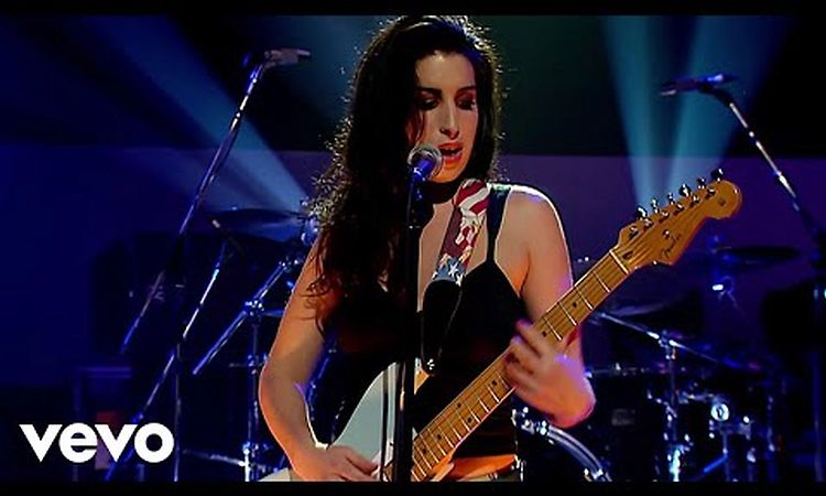 Amy Winehouse - Stronger Than Me (Live On Later... With Jools Holland / 2003)