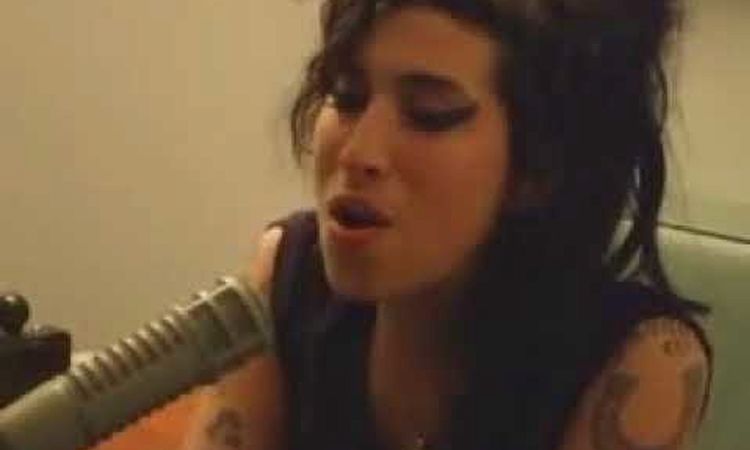 Amy Winehouse - Valerie - Live On BBC 2007