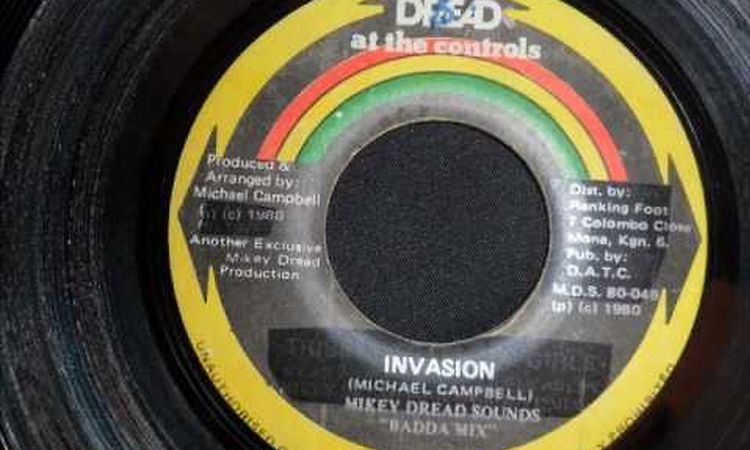Eddie Fitzroy -The Gun & Mikey Dread Version - Invasion DATC