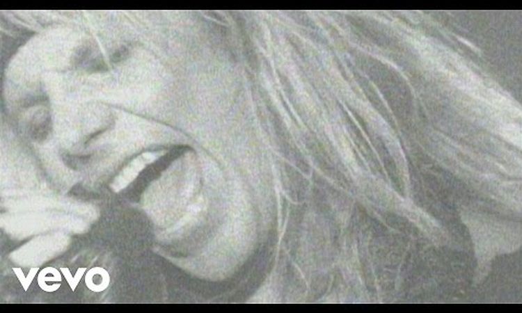 Mötley Crüe - Kickstart My Heart (Official Music Video)