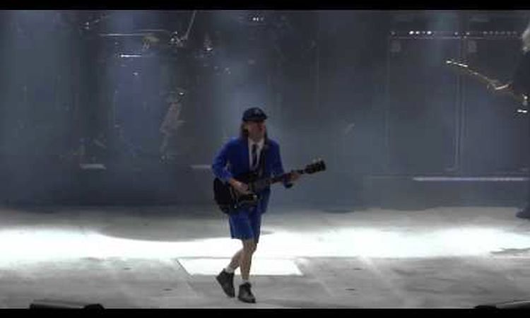AC/DC -  Rock or Bust [Live in Chicago 02/17/2016]