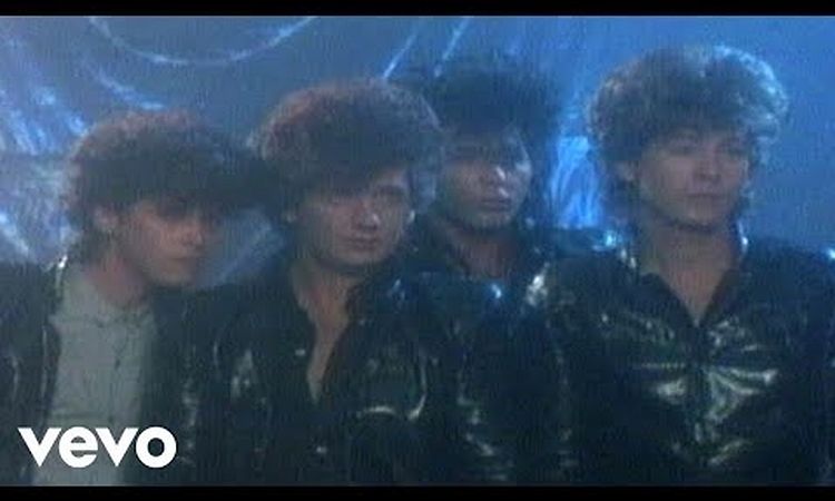 The Romantics - Talking in Your Sleep