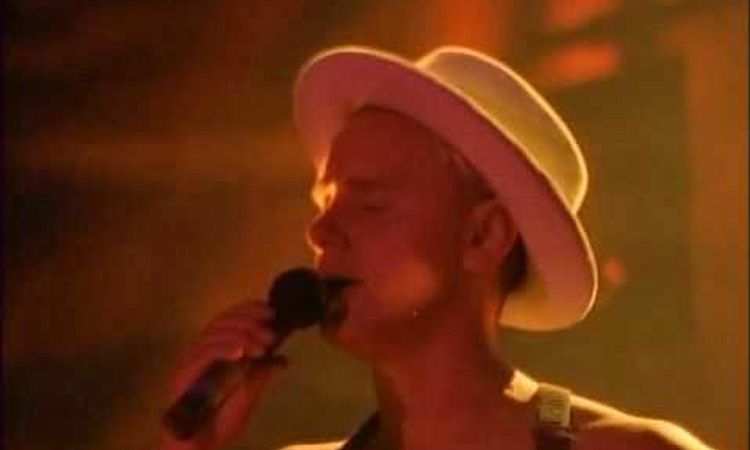 Depeche Mode-Somebody(Live on Rose Bowl).flv