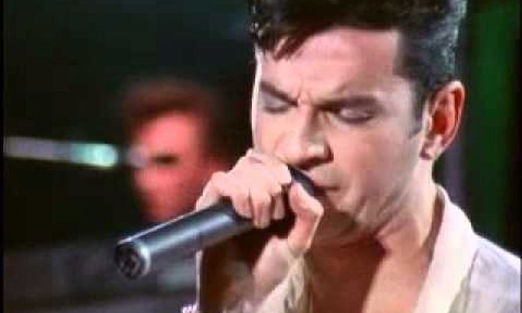 Depeche Mode - Shake The Disease (Live 1988)