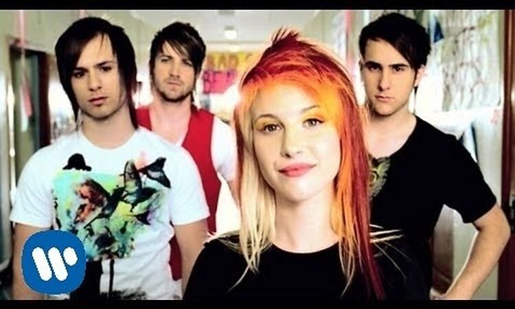 Paramore: Misery Business [OFFICIAL VIDEO]