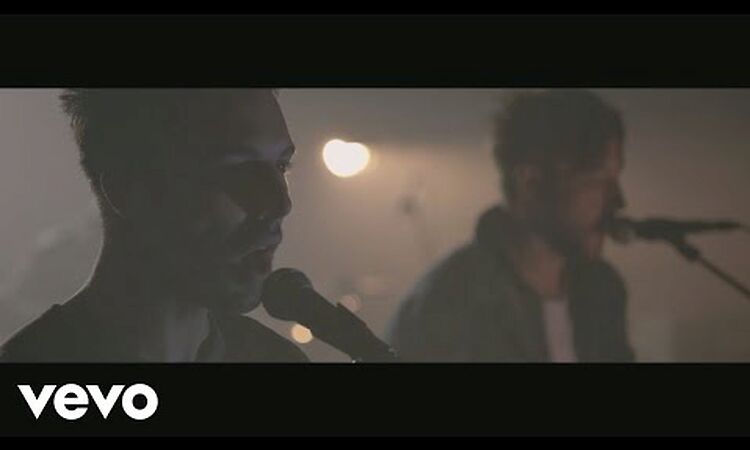 Nothing But Thieves - Wake Up Call (Live) - (Vevo LIFT UK)