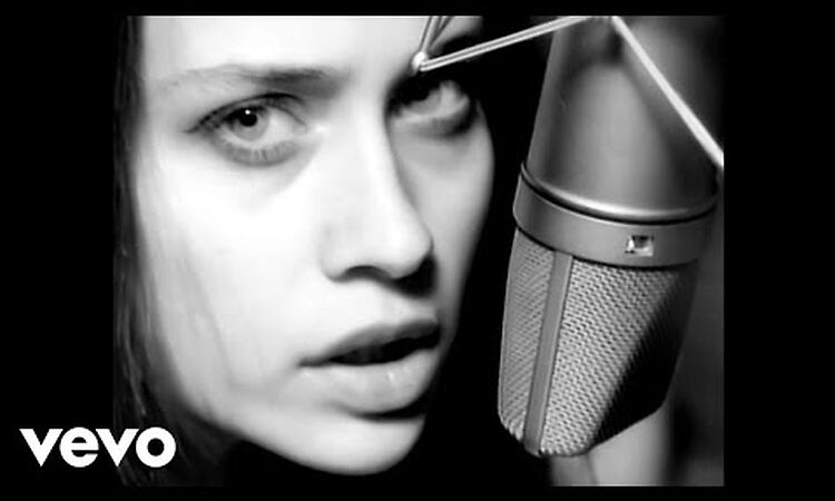 Fiona Apple - Shadowboxer (Official Video)