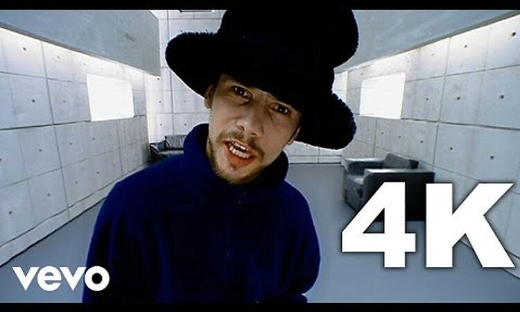 Jamiroquai - Virtual Insanity (Official Video)