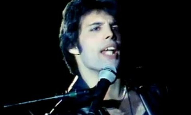 Queen - Don't Stop Me Now (Official Video)