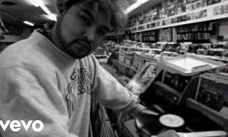 DJ Shadow - Midnight In A Perfect World