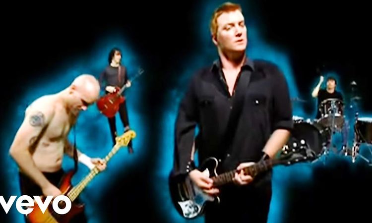  Queens Of The Stone Age - No One Knows (Official Video)