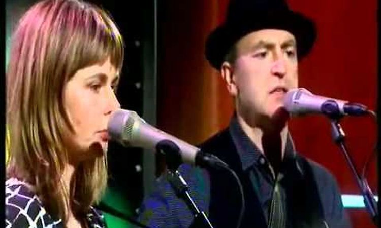 The Vaselines - Sex With An X (C.C. Español)