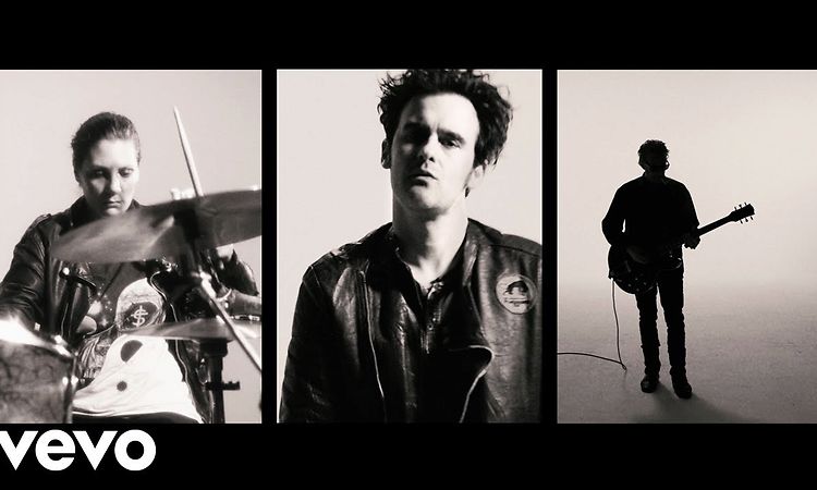 Black Rebel Motorcycle Club - Little Thing Gone Wild