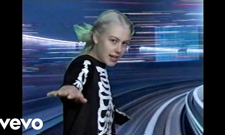 Phoebe Bridgers - Kyoto (Official Video)