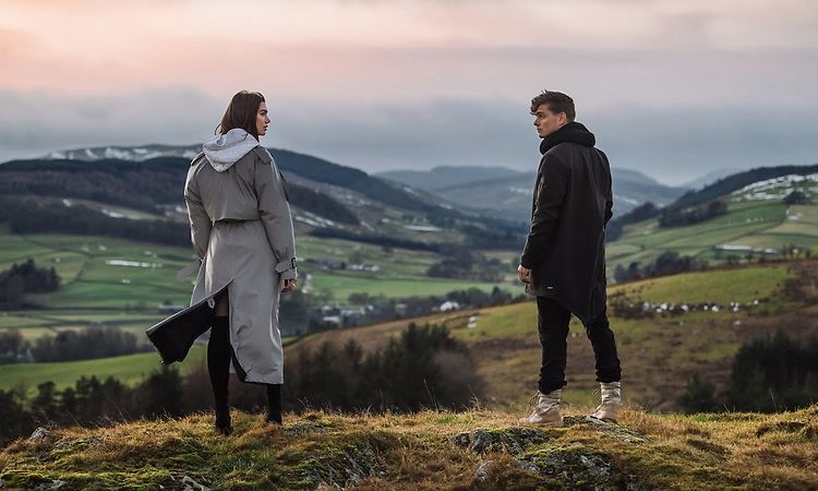 Martin Garrix & Dua Lipa - Scared To Be Lonely (Official Video)