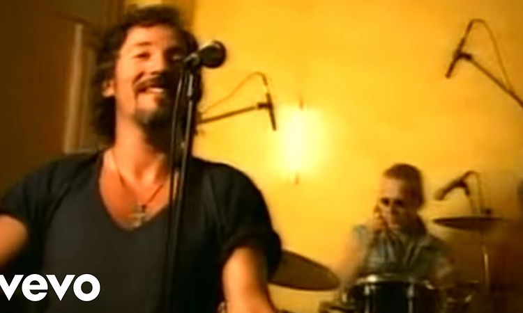 Bruce Springsteen - Hungry Heart (Berlin '95 Version) (Official Video)