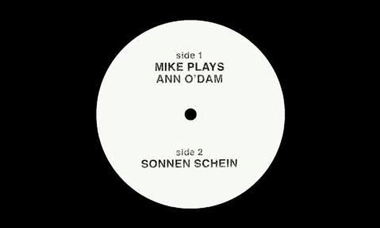 Mike Simonetti - Mike Plays Ann O'Dam